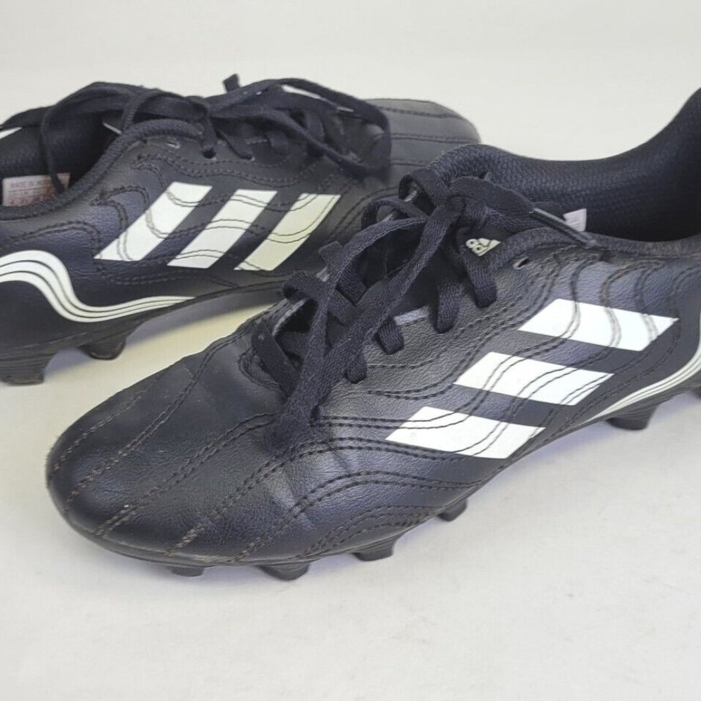 Adidas Copa Soccer Cleats Shoes Youth Size 4 Black white GY5012 Boys Girls